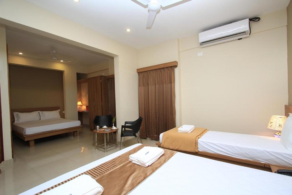 Samasth Rooms And Suits Mysore Exterior foto